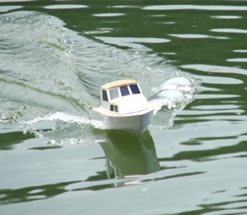 Small Boats Pics Up, Plywood Mini Jet Boat Rental